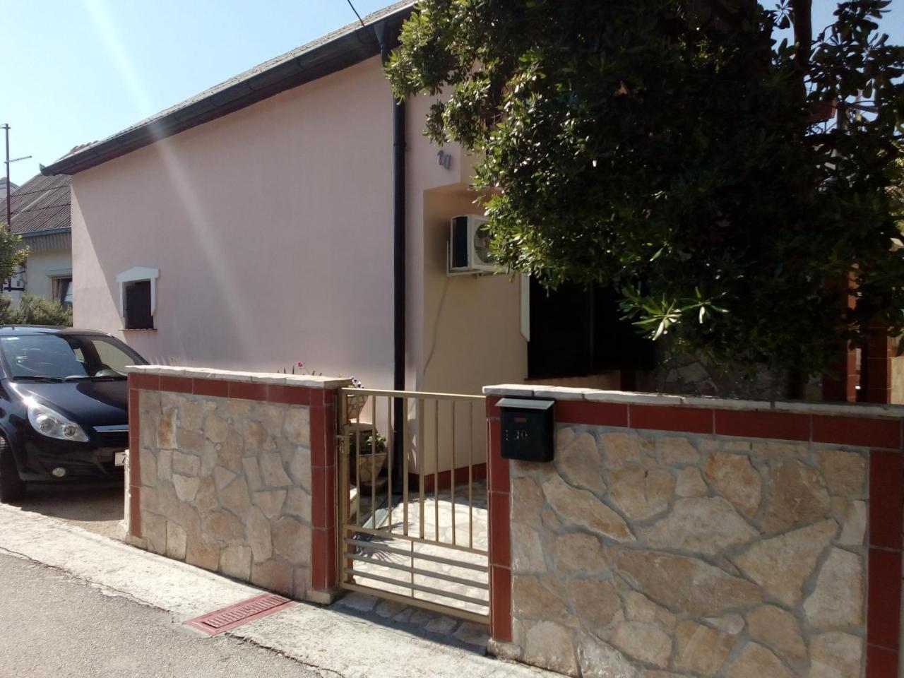 Apartment "Mislav" Gornji Karin Kültér fotó