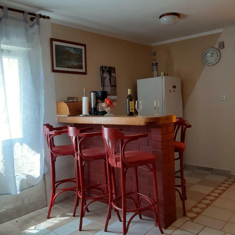 Apartment "Mislav" Gornji Karin Kültér fotó